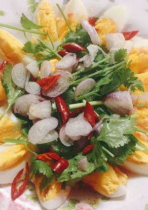 รูปของ ยำไข่ต้ม