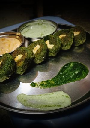હરા ભરા કબાબ (Hara Bhara Kebab Recipe In Gujarati) રેસીપી મુખ્ય ફોટો