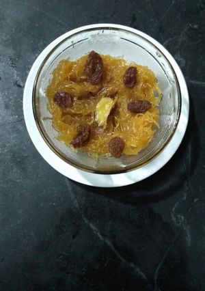 A picture of Delicious Sewain.