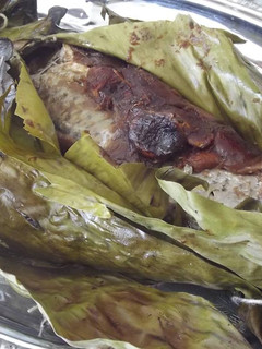 Una foto de Pez en hojado en adobo de hierbas tipo las correa