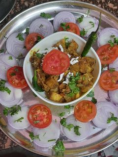 कच्चे केले की सब्जी(kacche kele ki sabzi recipe in hindi) रेसिपी मुख्य फोटो