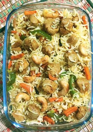 A picture of Soya Nuggets fried rice.