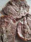 Filetes de cabeza de cerdo al microondas