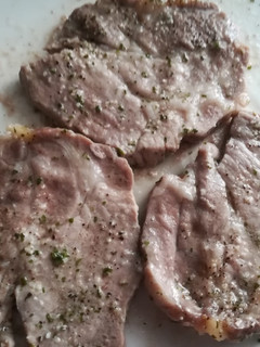 Una foto de Filetes de cabeza de cerdo al microondas