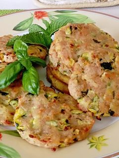 Foto di Burger di patate, zucchine e pollo