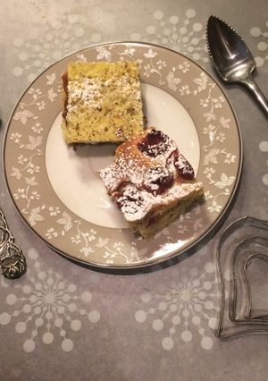 Meggyes mákos kevert süti recept fotója