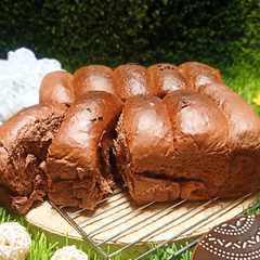 A picture of Roti Choklat super lembut.