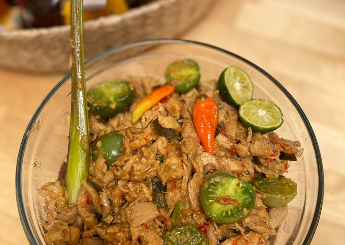 Ayam Suwir Daun Jeruk