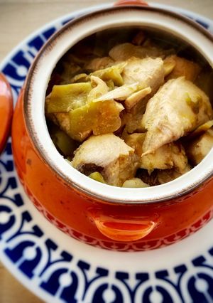 Una foto de Marmitako de bonito con verduras