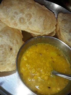 লুচি ও ছোলার ডাল(luchi o cholar dal recipe in Bengali) রেসিপির প্রধান ছবি