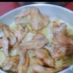 A picture of بطاطا ودجاج بصوص طحينه.