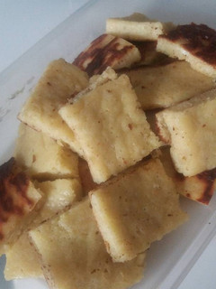 Una foto de Fainá de queso