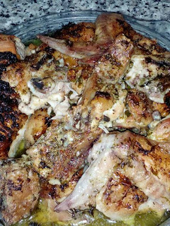 Una foto de Pollo al horno al estilo mío