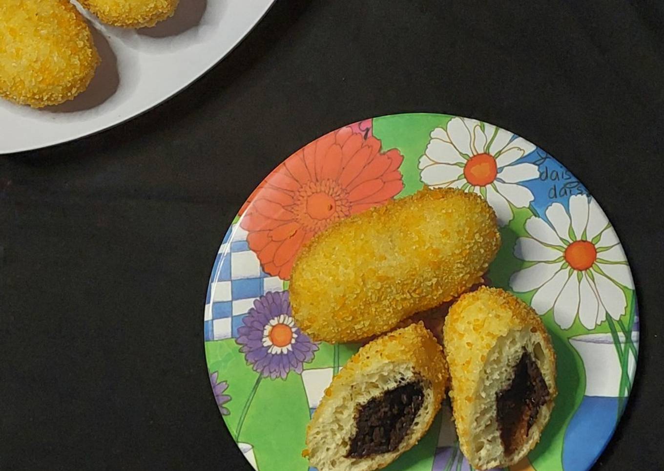 Roti Goreng Isi Meises