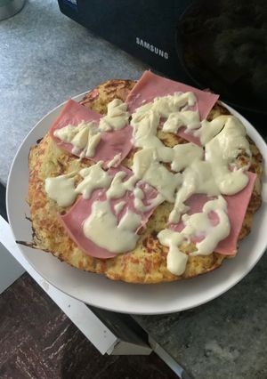 Una foto de Tortilla de papa (2 tortillas grandes)