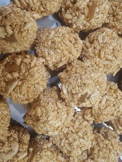 জয়নগরের মোয়া (joynogorer moa recipe in Bengali) রেসিপির প্রধান ছবি