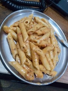 A picture of Mix sauce (Pink)pasta.