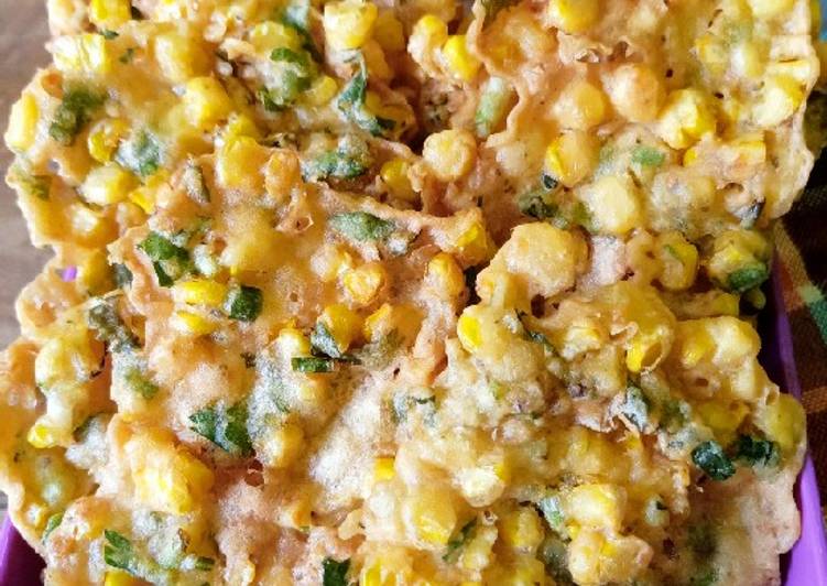 Bakwan Jagung Kriuk..Dapur Asparaga-by Praharani