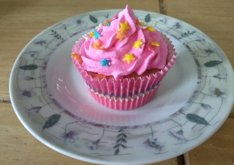 Cupcakes con merengue suizo (esponjosos)