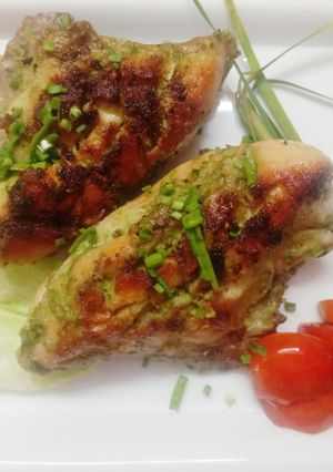 পেস্তো চিকেন(pesto chicken recipe in Bengali) রেসিপির প্রধান ছবি