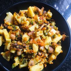 Vegetable fried idly A picture of Vegetable fried idly.