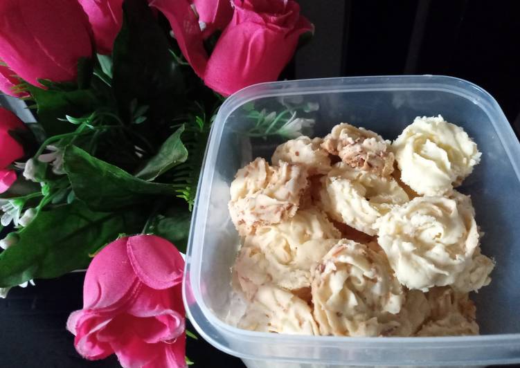 Kue Sagu Keju
