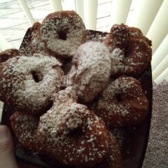 A picture of Donuts.