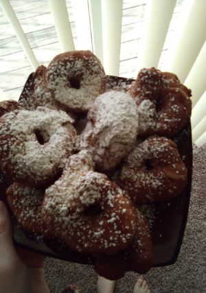 A picture of Donuts.