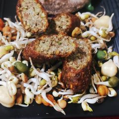 A picture of Mix sprout Falafal.