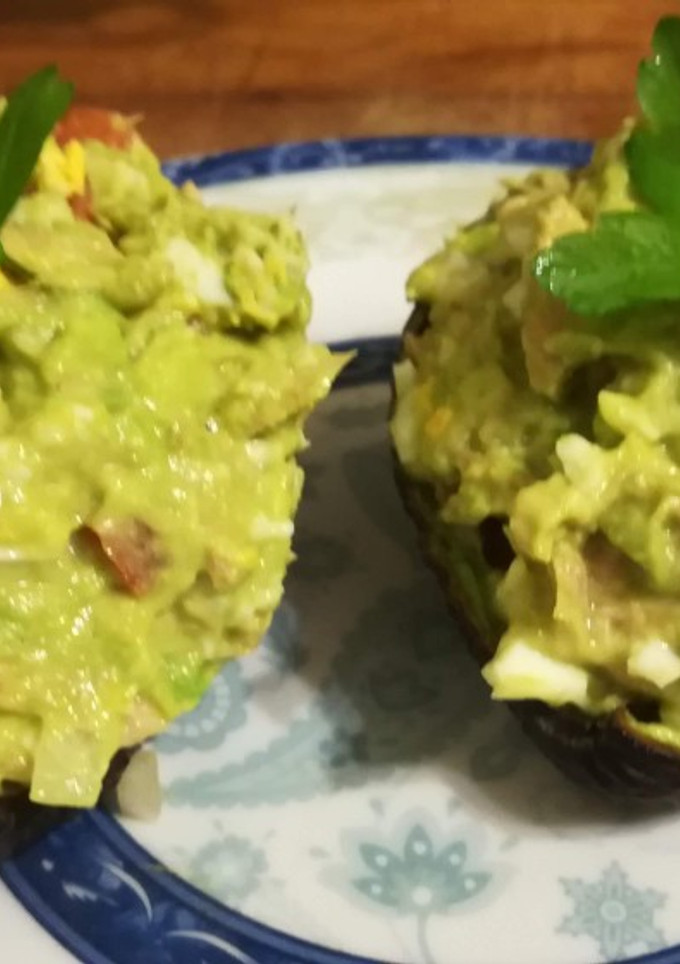 Una foto de Aguacate relleno fácil