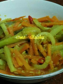 Foto resep Acar Kuning Timun Wortel (Kuah Asam Pedas)