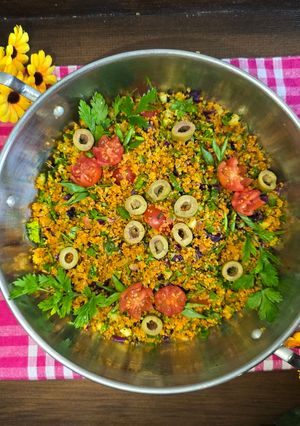 A picture of Kisir (Turkish Salad).