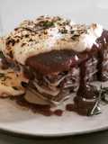Lasaña de cordero estofado con bechamel de queso trufado