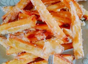 Hình của món Khoai lang ngào đường- ăn vặt ngọt ngào ❤.