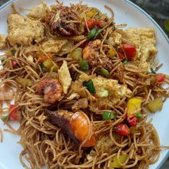 A picture of Chinese fried rice stick.