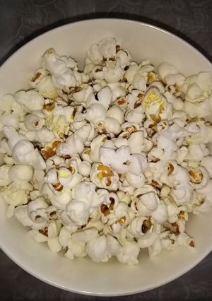 A picture of Microwave popcorn.