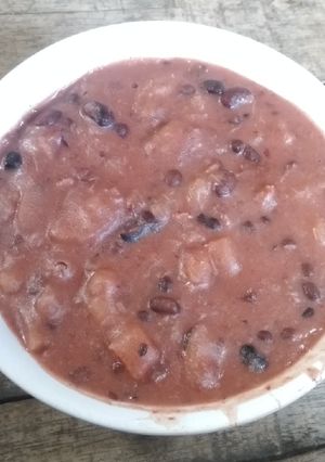 Foto resep Wa'ai Goe (Bubur Singkong Kacang Hitam)