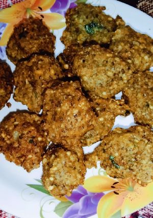 मूँगदाल के पकौड़े(moong dal k pakode recipe in Hindi) रेसिपी मुख्य फोटो