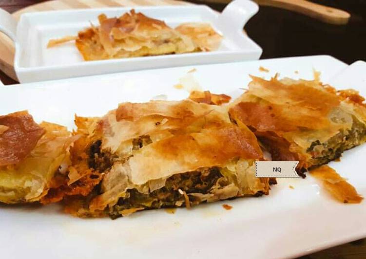 Spinach filled Phyllo Rolls