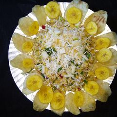 A picture of Crispy fruit chat.