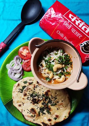 કાજુ ચીઝ બટર મસાલા સબ્જી (Kaju Cheese Butter Masala Sabji Recipe In Gujarati) રેસીપી મુખ્ય ફોટો