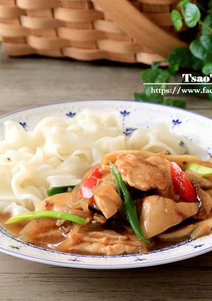 蠔油雞肉燴麵 的食譜成品照片