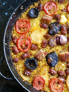 Una foto de Arroz al horno con embutido