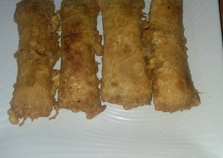 Recipe of Award-winning Chicken bread rolls
