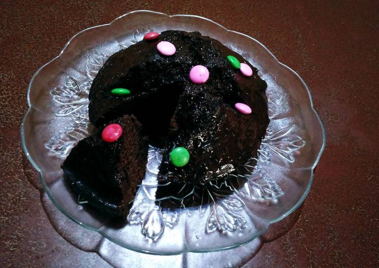 Eggless chocolate cake