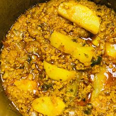 A picture of Aloo keema.