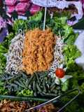 Urap Bayam, Tauge, dan Kacang Panjang