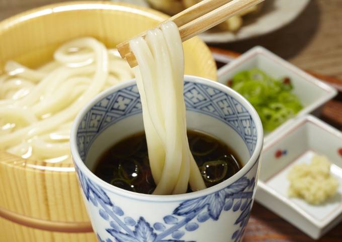 Easy Vegan Udon Noodle Soup, made with Shiitake  powder
