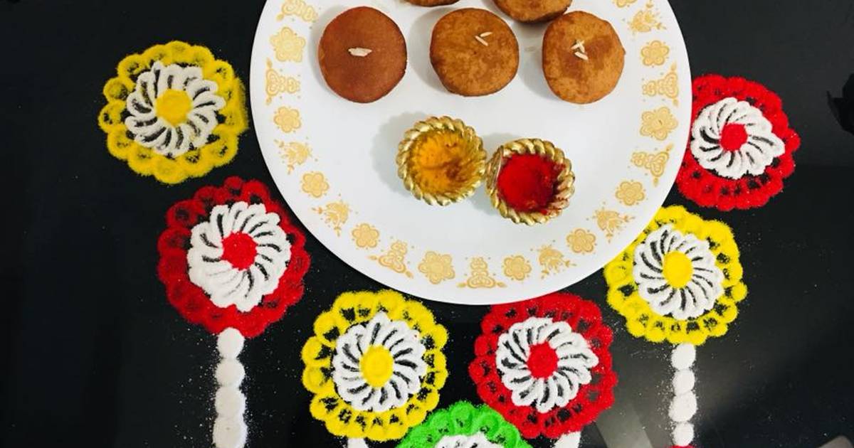 Ghila Pitha / Tel Pitha RICE FLOUR AND JAGGERY FRITTERS Recipe by