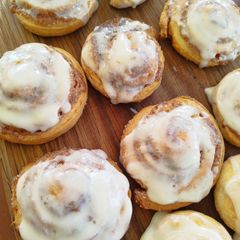 A picture of Cinnamon rolls.